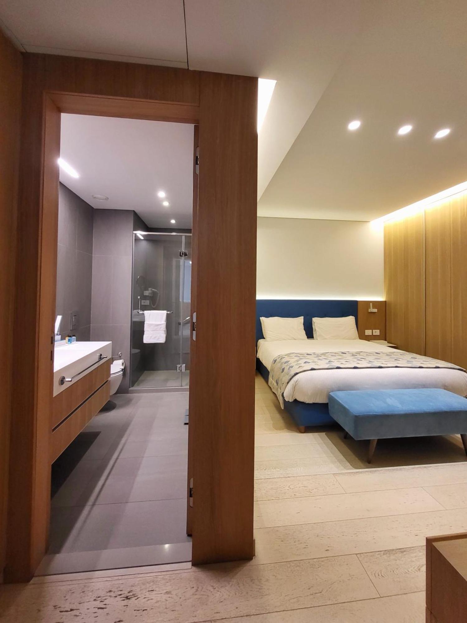 Monot Suites ベイルート エクステリア 写真